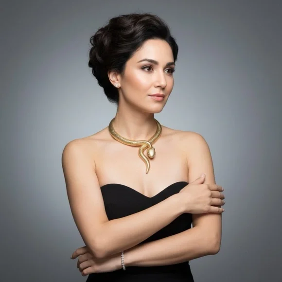 Fun Snake Choker Gold Tone - Picture 3 of 3